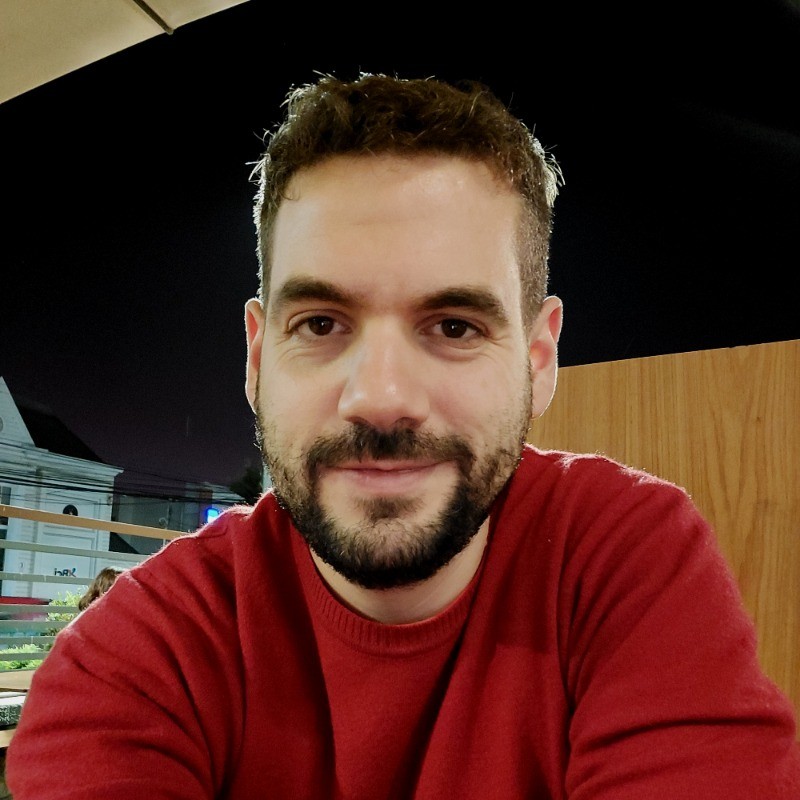 Fernando Oliva